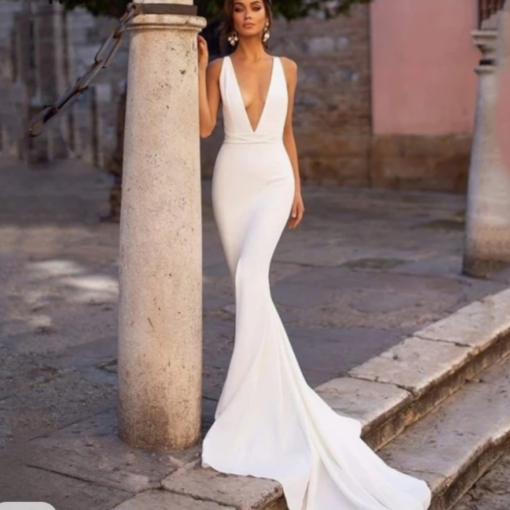Deep-V Mermaid Wedding Prom Dress